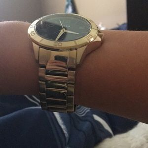 Meet your Posher, Douglas